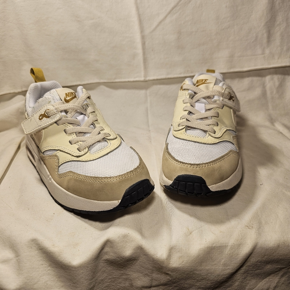 Nike Air Max Boys Sneakers - Picture 2 of 8